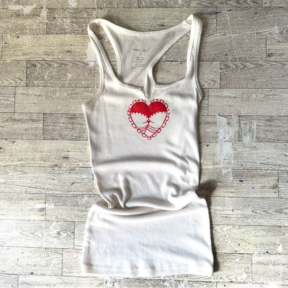 Retro, Ribbed, Racerback Heart Graphic Tank Top - Picture 3 of 13
